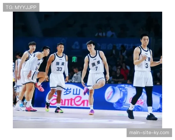 广东队95-89险胜山西 胡明轩16分5助攻与赵睿末节关键罚球锁定胜局